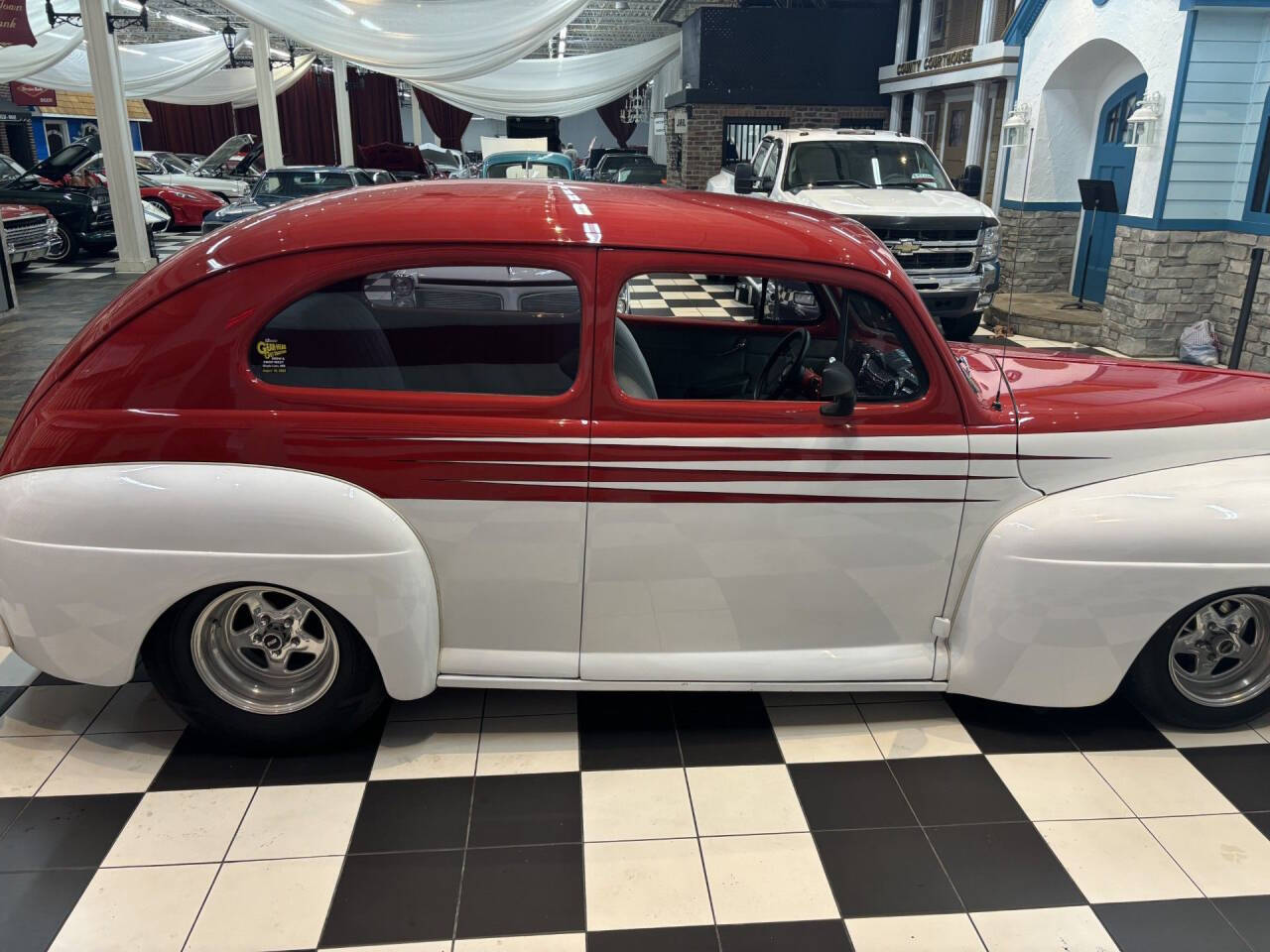 1946 Ford Tudor 13