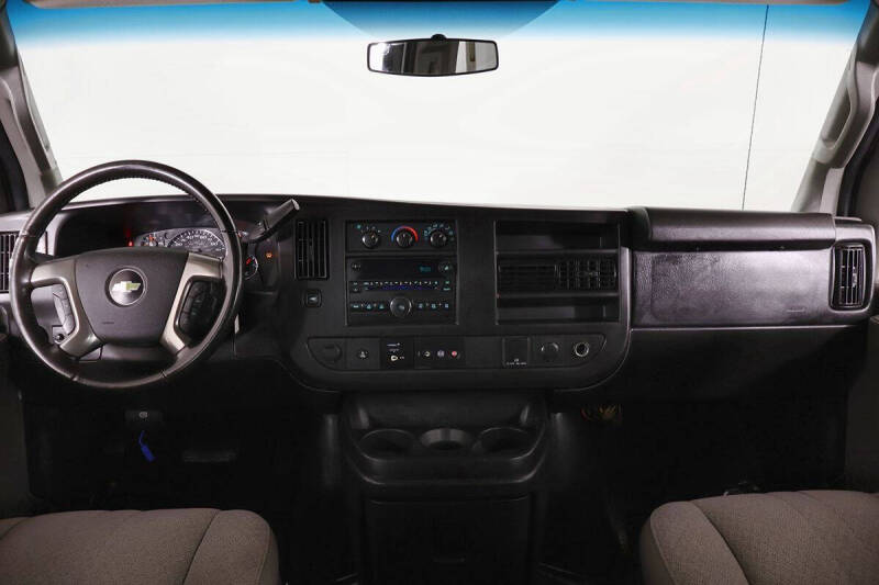 2017 Chevrolet Express LS 2500