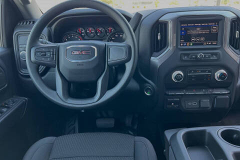 2025 GMC Sierra 2500HD Pro