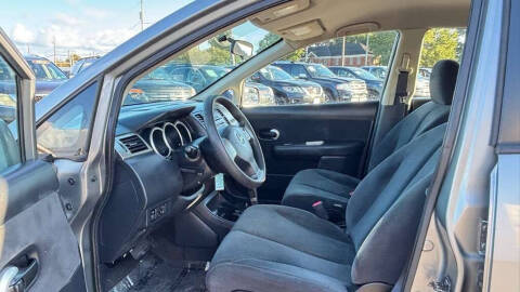 2011 Nissan Versa 1.8 S