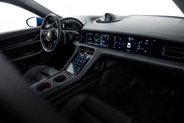 2024 Porsche Taycan 4 Cross Turismo