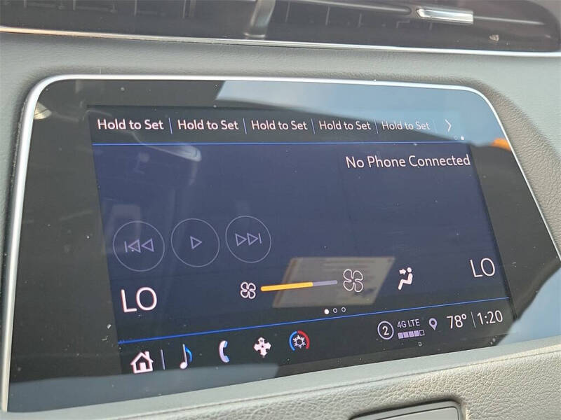 2022 Cadillac XT4 Premium Luxury