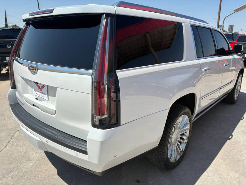 2018 Cadillac Escalade ESV Platinum