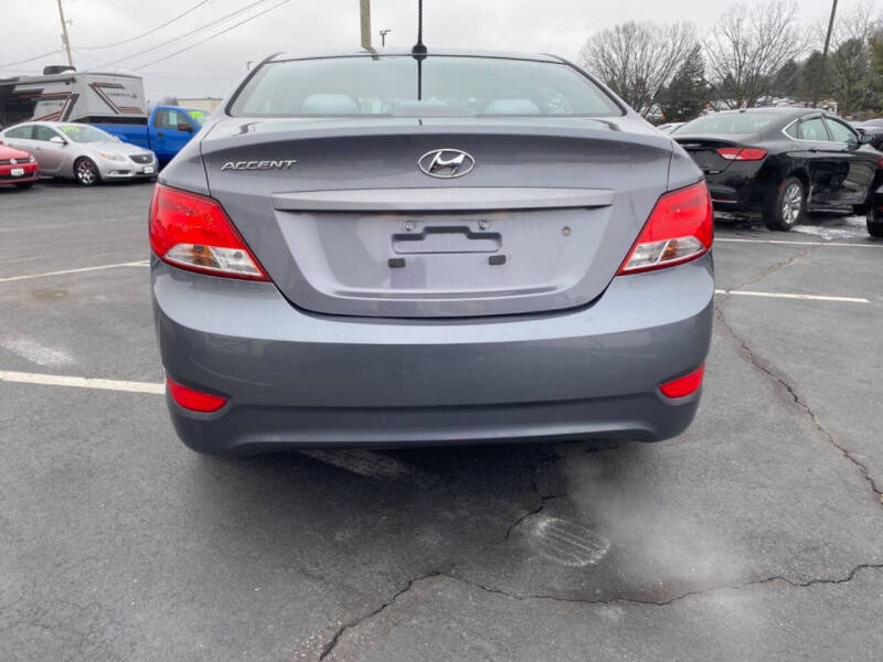 2015 Hyundai Accent GLS