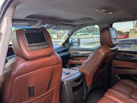 2016 Cadillac Escalade ESV Luxury Collection