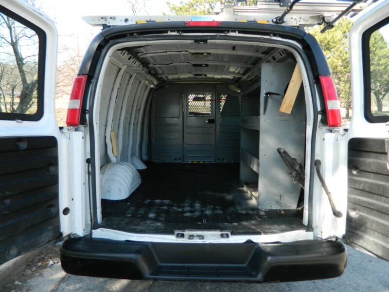 2017 Chevrolet Express 2500