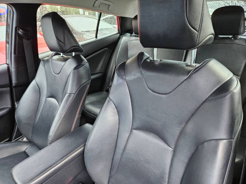 2020 Toyota Prius XLE