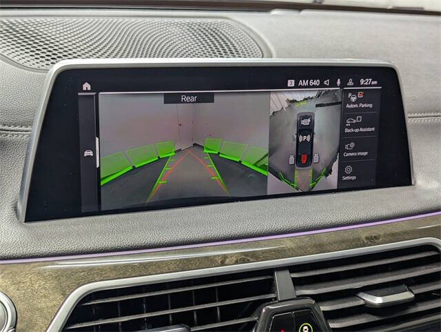 2022 BMW 7 Series 740i