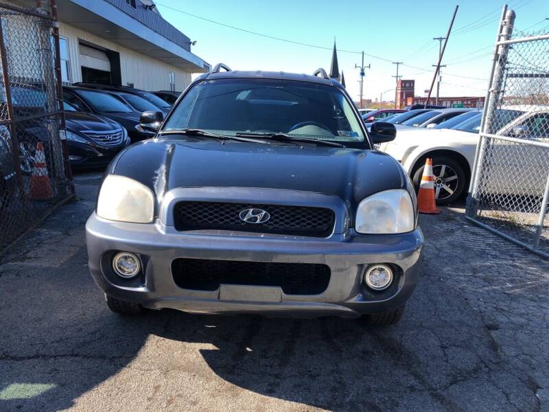 2003 Hyundai Santa Fe for sale at Six Brothers Mega Lot in Youngstown OH