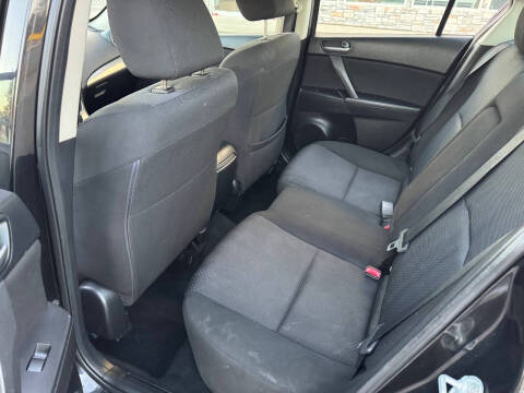 2010 Mazda MAZDA3 i Touring