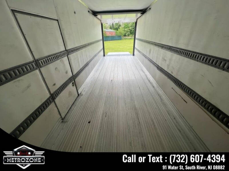 2016 Freightliner M2 106