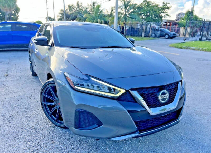 2022 Nissan Maxima SV