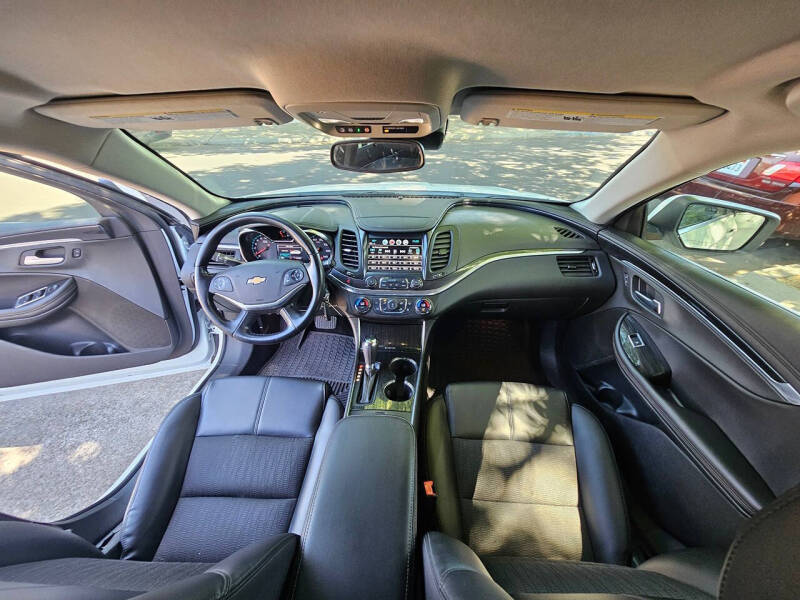 2017 Chevrolet Impala LT