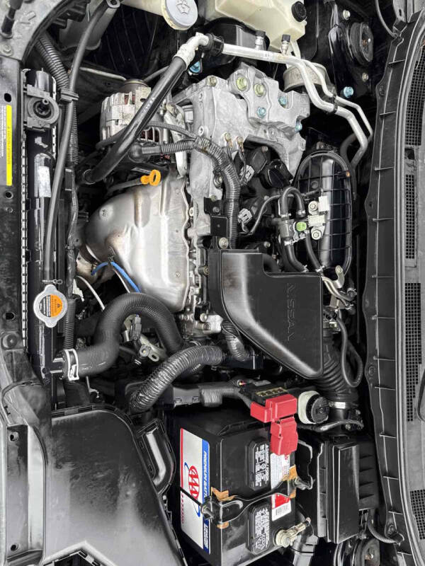 2013 Nissan Rogue SV w/SL Package
