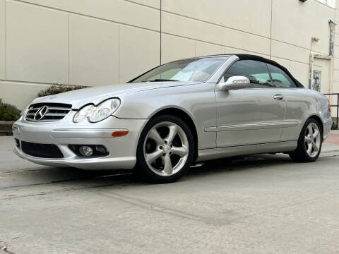 2005 Mercedes-Benz CLK for sale at New City Auto - Retail Inventory in South El Monte CA