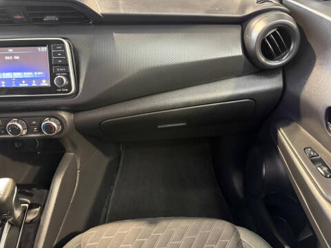 2021 Nissan Kicks S