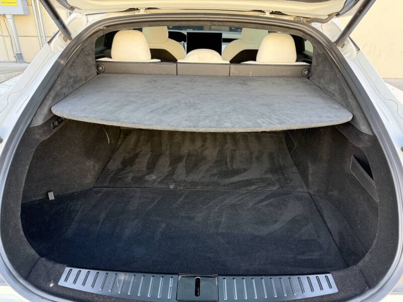2022 Tesla Model S