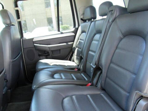 2003 Ford Explorer XLT