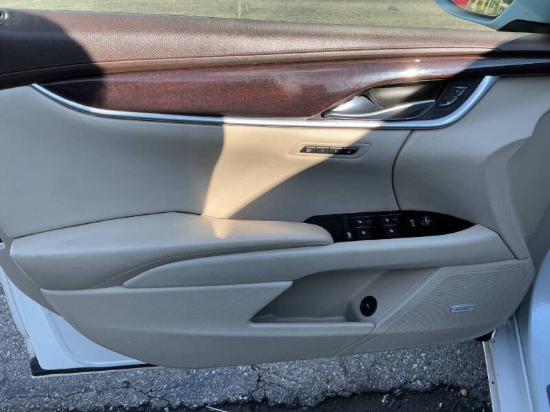 2016 Cadillac XTS Luxury