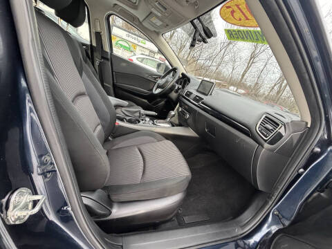 2016 Mazda MAZDA3 i Touring