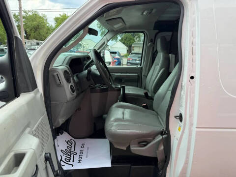 2014 Ford E-Series E-150
