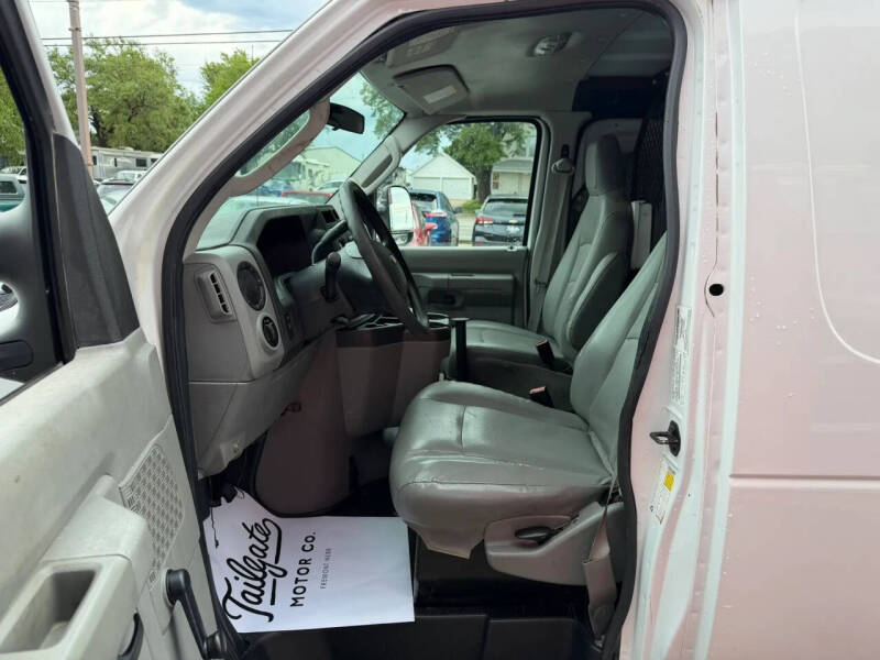 2014 Ford E-Series E-150