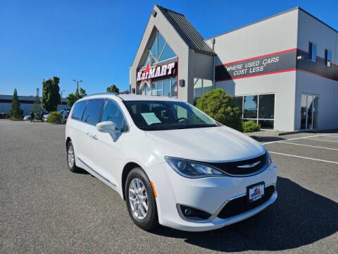 2020 Chrysler Pacifica for sale at Karmart in Burlington WA