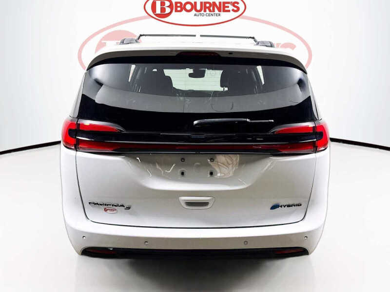 2021 Chrysler Pacifica Hybrid Touring L