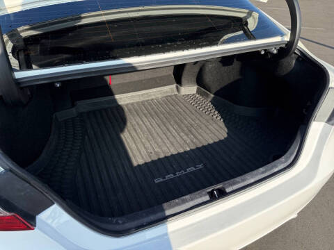 2024 Toyota Camry Hybrid