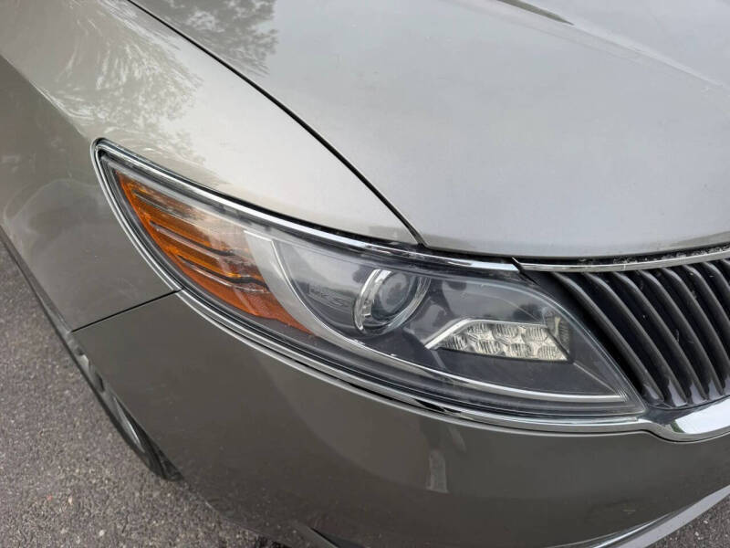 2016 Lincoln MKS