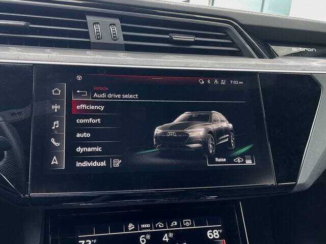 2022 Audi e-tron S quattro Premium Plus