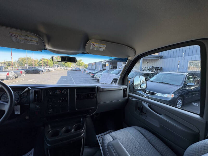 2007 GMC Savana 2500