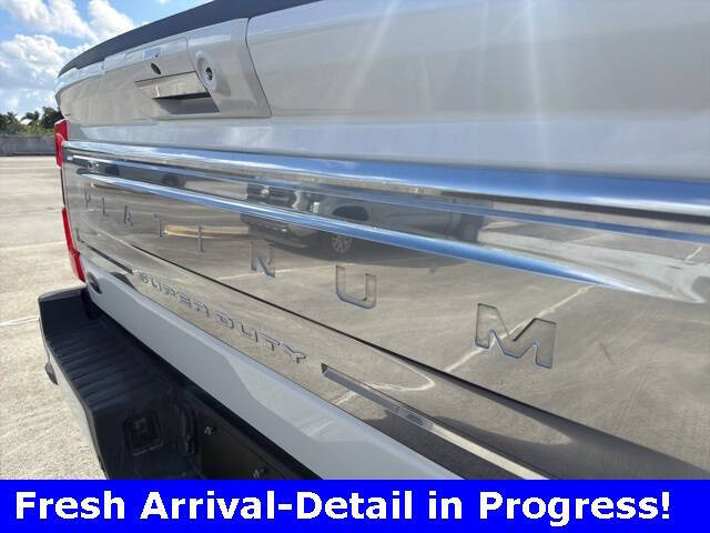 2023 Ford F-450 Super Duty Platinum