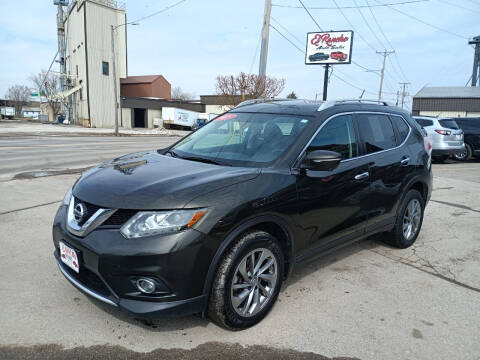 2015 Nissan Rogue for sale at El Rancho Auto Sales in Des Moines IA