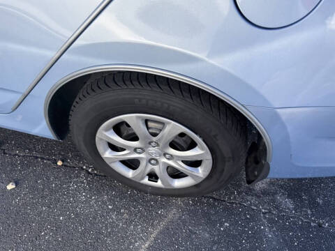 2013 Hyundai Accent GLS