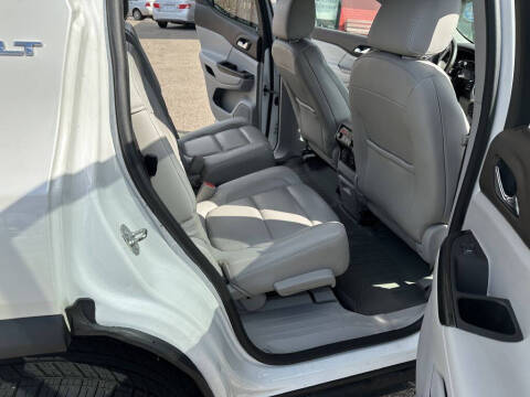 2017 GMC Acadia SLT-1