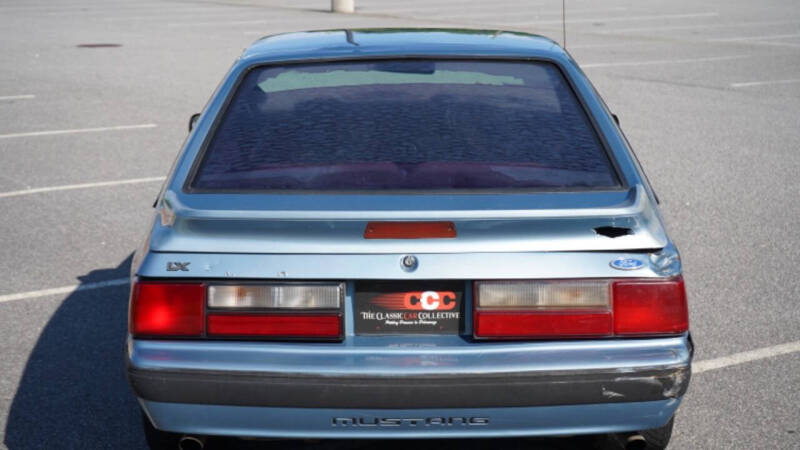 1990 Ford Mustang LX 5.0