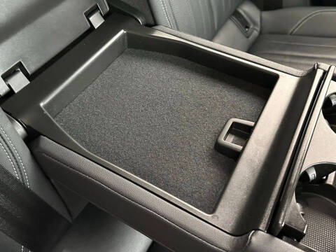 2024 Audi Q8 e-tron quattro Premium Plus