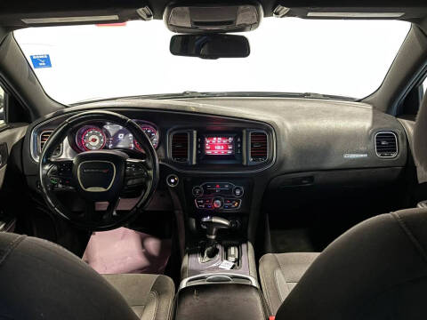 2017 Dodge Charger SE