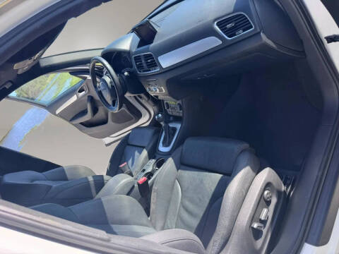 2016 Audi Q3 2.0T Premium Plus