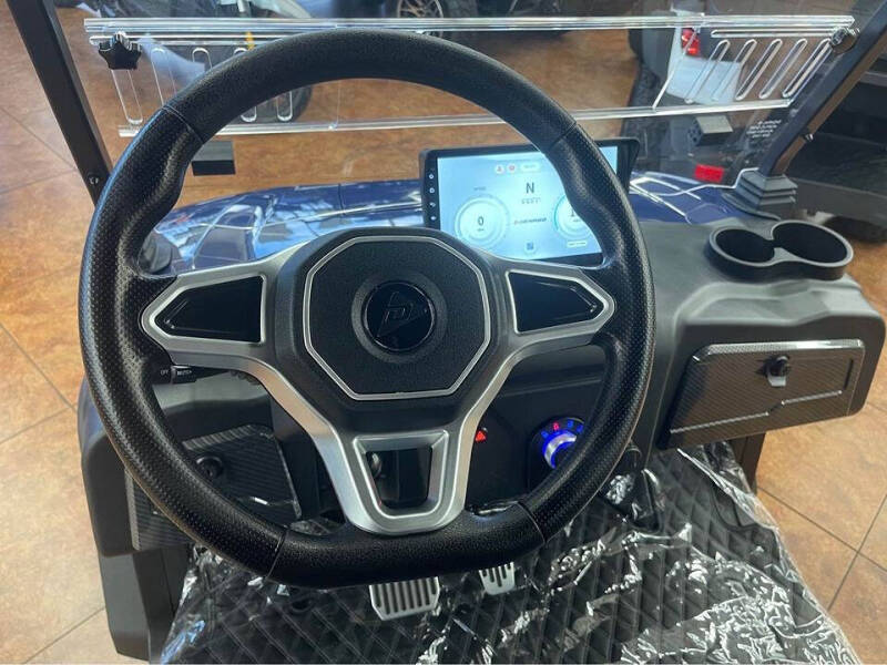 2025 Denago Rover XL