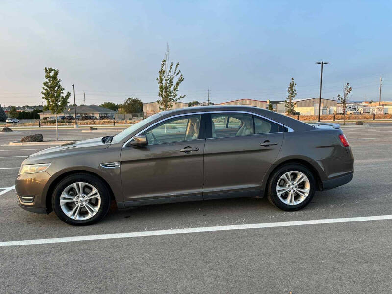 2015 Ford Taurus SEL