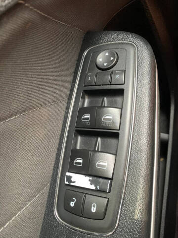 2017 Dodge Charger SXT