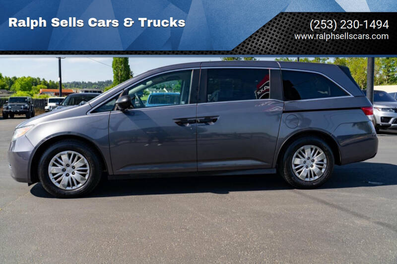 2016 Honda Odyssey LX's photo