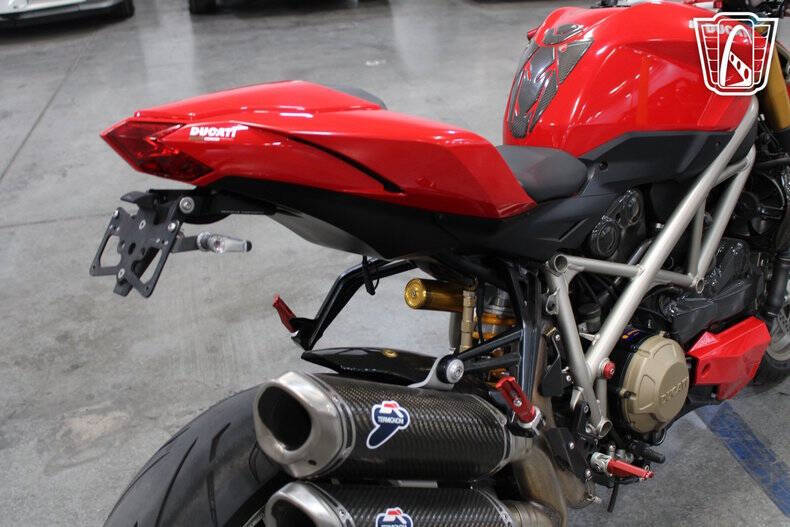 2010 Ducati Streetfighter
