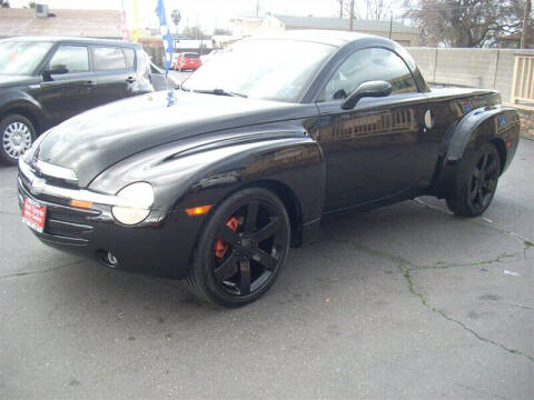 2004 Chevrolet SSR LS