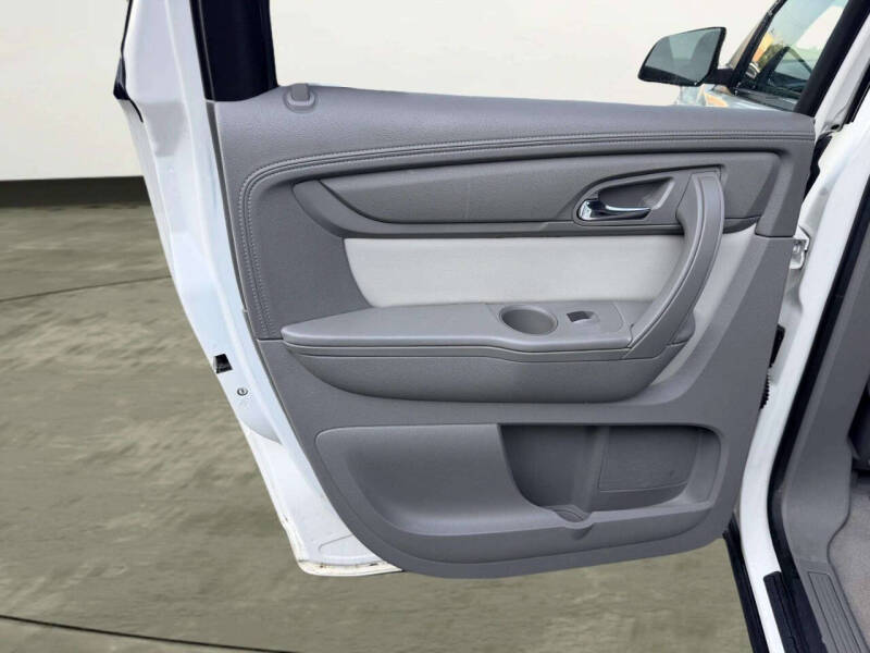 2015 GMC Acadia SLE-2