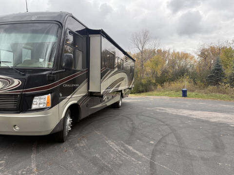 2014 Thor Motor Coach challanger