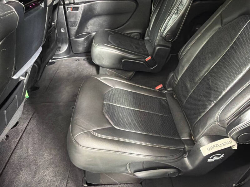 2020 Chrysler Pacifica Launch Edition