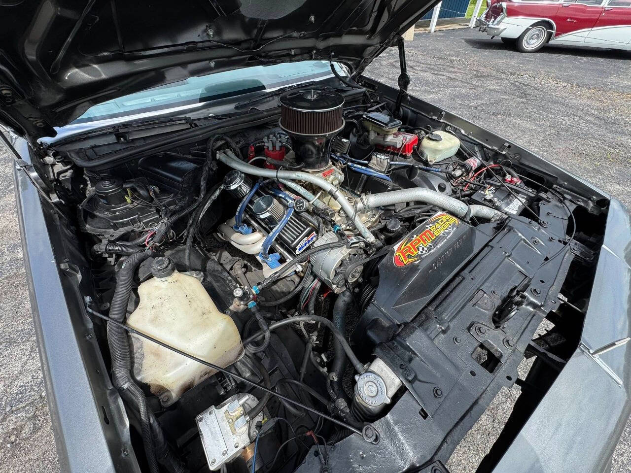 1988 Oldsmobile Cutlass Supreme 33